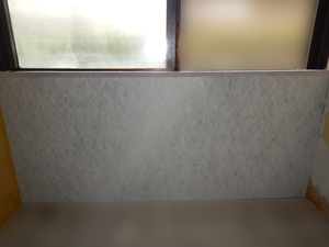 腰窓下壁防カビ結露対策工事
